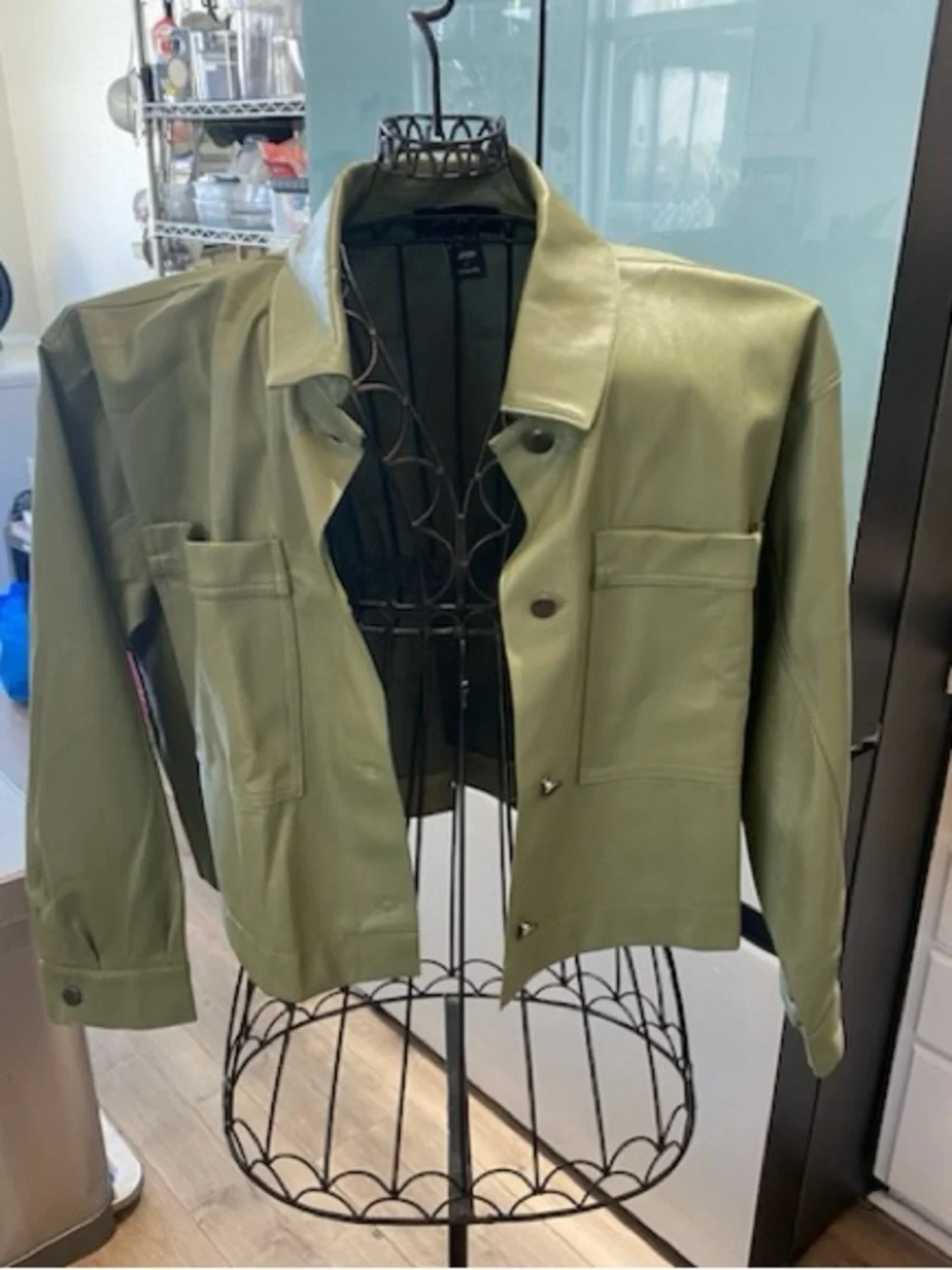 ✨NWOT RAIN Vegan Faux Leather Cropped Shacket Jacket Sage Olive Green XL🐊